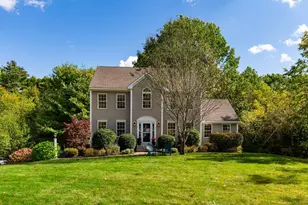 13 Hilton Dr, Newmarket, NH 03857 - Photo 1