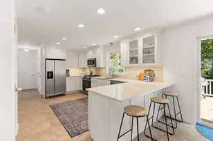 13 Hilton Dr, Newmarket, NH 03857 - Photo 2