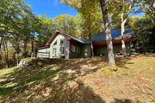 219 Church St, Piermont, NH 03779 - Photo 28