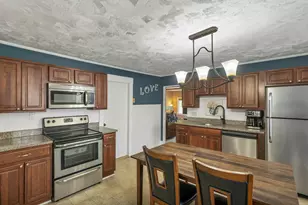 26 Isabella St, Laconia, NH 03246 - Photo 6