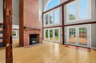 17 Newfields Rd, Exeter, NH 03833 - Photo 4