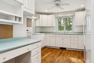74 Coakley Rd, Portsmouth, NH 03801 - Photo 6