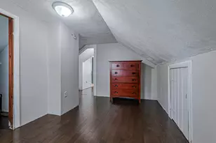 205 Bourne St, Manchester, NH 03103 - Photo 20