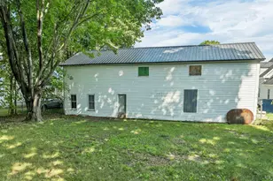 8 Winter St, Plymouth, NH 03264 - Photo 48