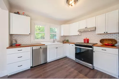 128 Weston Heights, Windsor, VT 05089 - Photo 12
