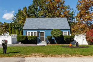 4 Blackstone St, Hudson, NH 03051 - Photo 2