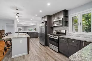 20 Suzanne Dr, Portsmouth, NH 03801 - Photo 8