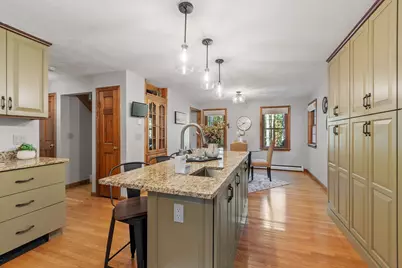 94 Bunker Hill Road, Auburn, NH 03032 - Photo 8