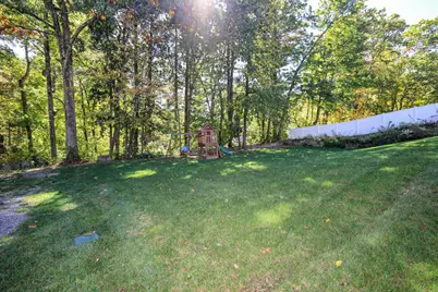 11 Ash Street, Londonderry, NH 03053 - Photo 50