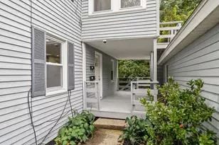 8 Blue Hill Ave, Nashua, NH 03064 - Photo 4