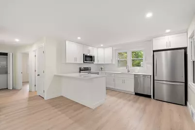 8 Blue Hill Avenue #Unit A, Nashua, NH 03064 - Photo 12