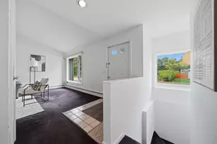 13 Carr St, Franklin, NH 03235 - Photo 10
