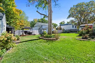 4 Hayward Pl, Hudson, NH 03051 - Photo 44