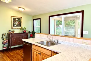 12 Windsor Terrace, Hillsboro, NH 03244 - Photo 8
