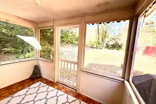 12 Windsor Terrace, Hillsboro, NH 03244 - Photo 10