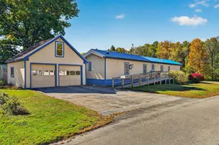 184 South St, Springfield, VT 05156 - Photo 2