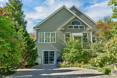 21 Vineyard Drive, Stratham, NH 03885 - Photo 6
