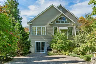 21 Vineyard Dr, Stratham, NH 03885 - Photo 6