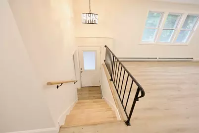 19 New Searles Road, Nashua, NH 03062 - Photo 2