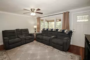 1110 W Hollis St, Nashua, NH 03062 - Photo 28