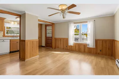 57 Thornton Street, Portsmouth, NH 03801 - Photo 10