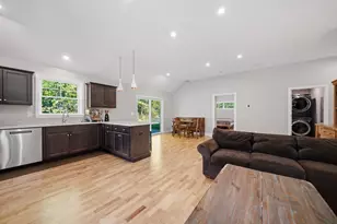 23 Liberty Lantern Ln, Fremont, NH 03044 - Photo 6