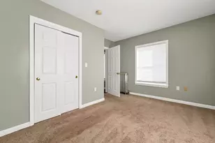 417 Bartlett St, Manchester, NH 03102 - Photo 12