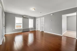 417 Bartlett St, Manchester, NH 03102 - Photo 8
