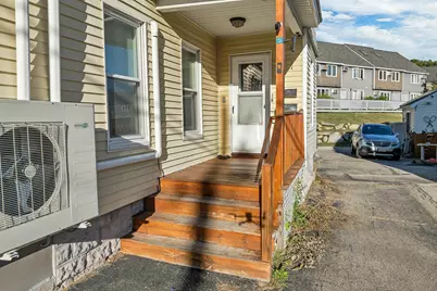 417 Bartlett Street, Manchester, NH 03102 - Photo 44