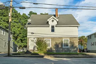 417 Bartlett St, Manchester, NH 03102 - Photo 1
