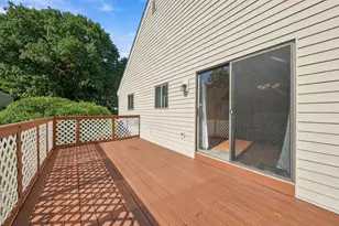 10 Ironwood Ln, Atkinson, NH 03811 - Photo 32