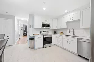 2 Chandler Ct, Hudson, NH 03051 - Photo 8