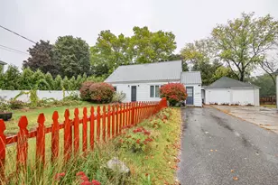 4 Markar St, Nashua, NH 03060 - Photo 2