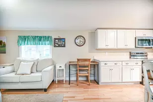 18 Seabreeze Dr, North Hampton, NH 03862 - Photo 16