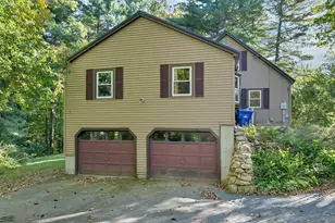 37 Beechwood Rd, Hudson, NH 03051 - Photo 10