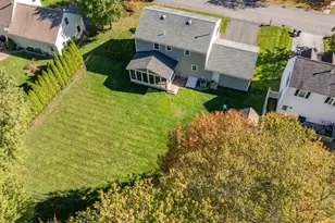 10 Brant Dr, Merrimack, NH 03054 - Photo 2