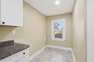 40 Grove St, Rochester, NH 03868 - Photo 12