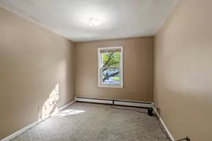 60 Constant St, Manchester, NH 03103 - Photo 20
