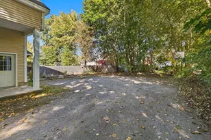 8 Mystic Pl, Keene, NH 03431 - Photo 32