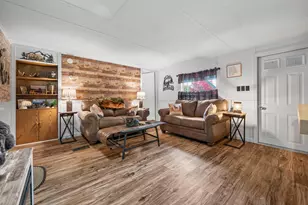 27 2nd St, Gorham, NH 03581 - Photo 10
