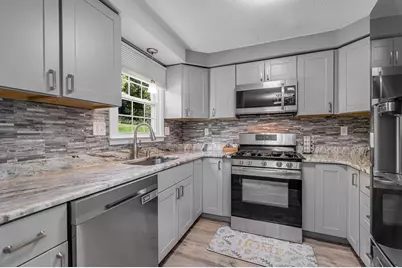 28 Meadowview Circle, Nashua, NH 03062 - Photo 12