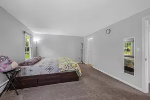 28 Meadowview Cir, Nashua, NH 03062 - Photo 20