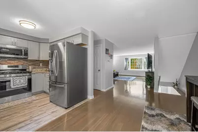 28 Meadowview Circle, Nashua, NH 03062 - Photo 14
