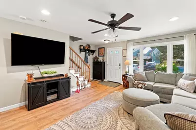 38 Walnut Circle, Merrimack, NH 03054 - Photo 6