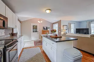 39 Salmon Falls Rd, Rochester, NH 03868 - Photo 14