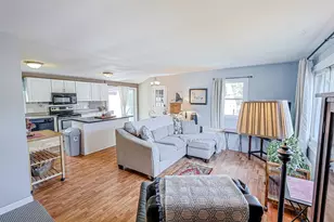 39 Salmon Falls Rd, Rochester, NH 03868 - Photo 8