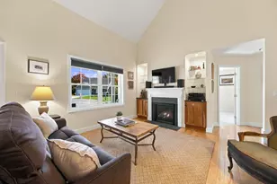 22 Marion's Way, Bow, NH 03304 - Photo 8