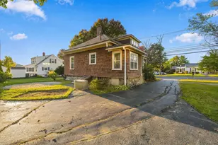 293 Candia Rd, Manchester, NH 03109 - Photo 32