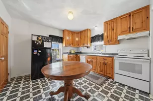 3440 Brown Ave, Manchester, NH 03103 - Photo 8