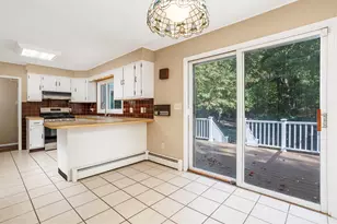 23 Golden Oaks Dr, Salem, NH 03079 - Photo 8